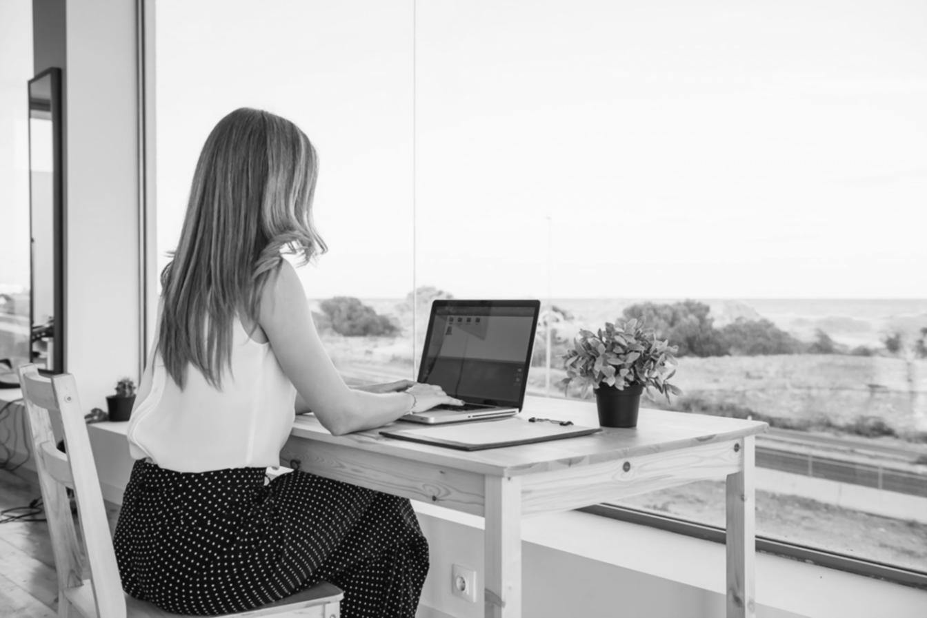 Přehledná vizualizace finančních dat na obrazovce